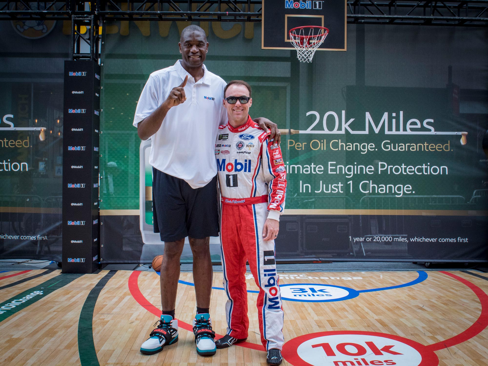 mobil-1-dikembe-mutombo-kevin-harvick