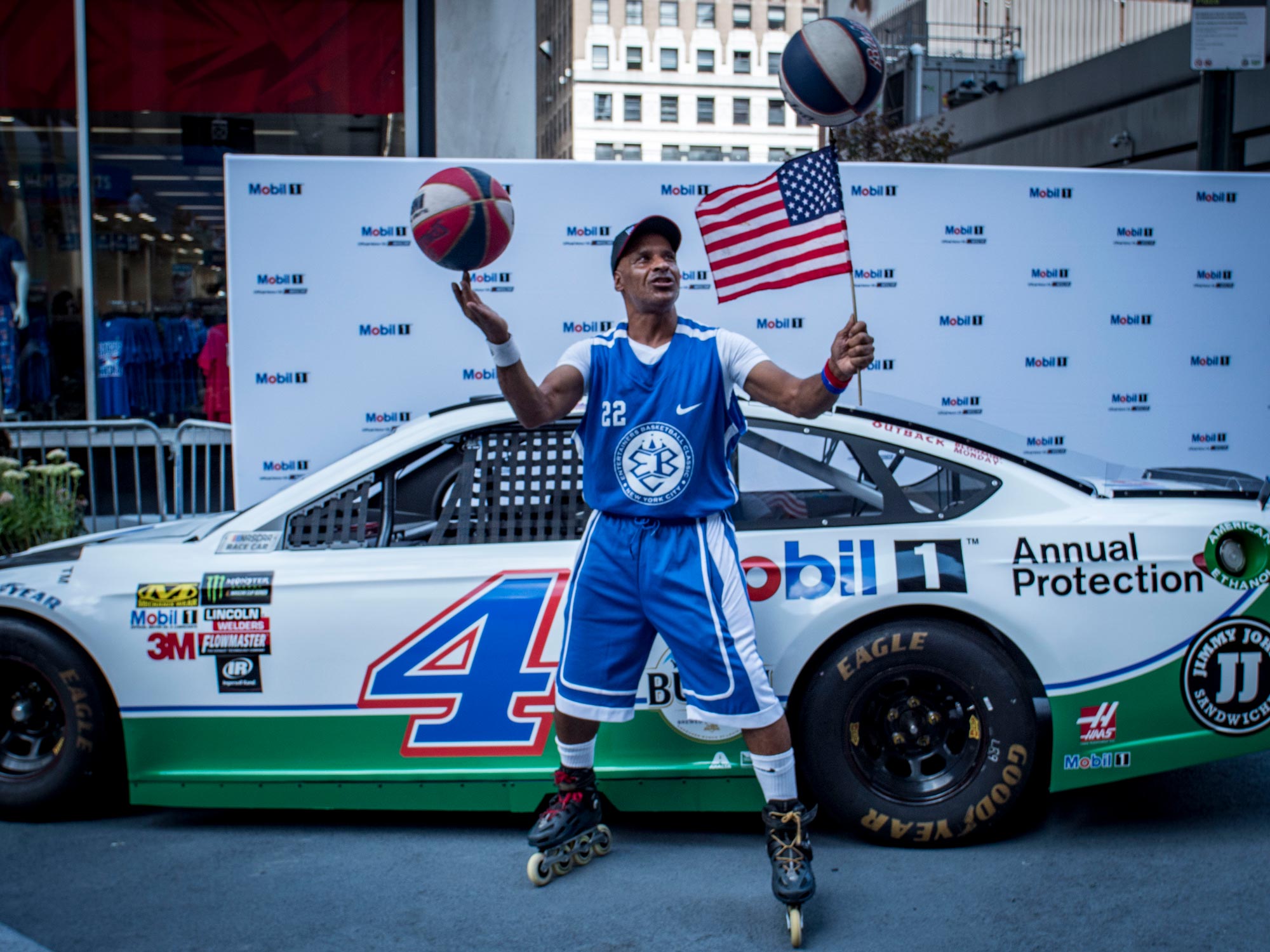 mobil-1-kevin-harvick-nascar-nyc